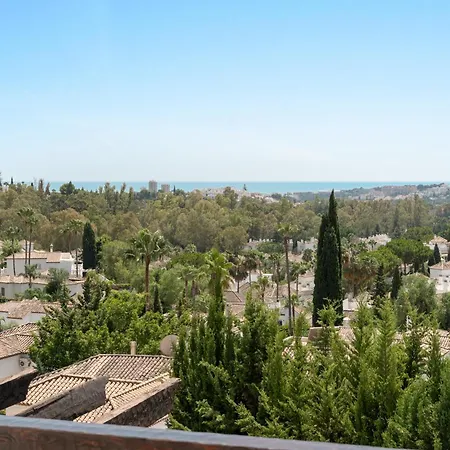New Luxury Penthouse Rooftop Jacuzzi & Sea View ماربيا